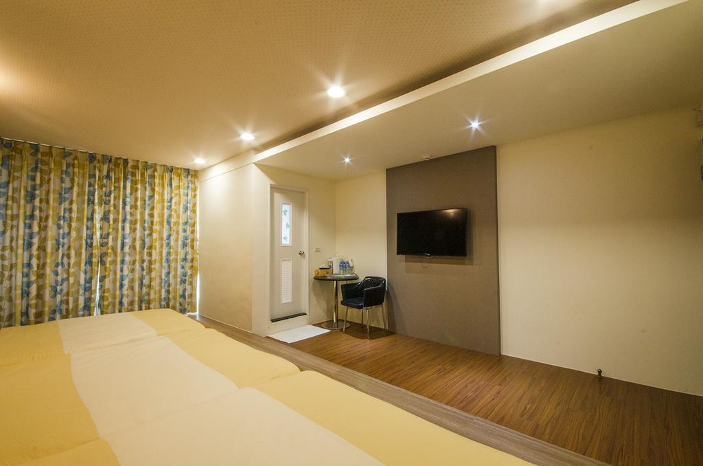 Sunny House Apartment Luodong Bilik gambar