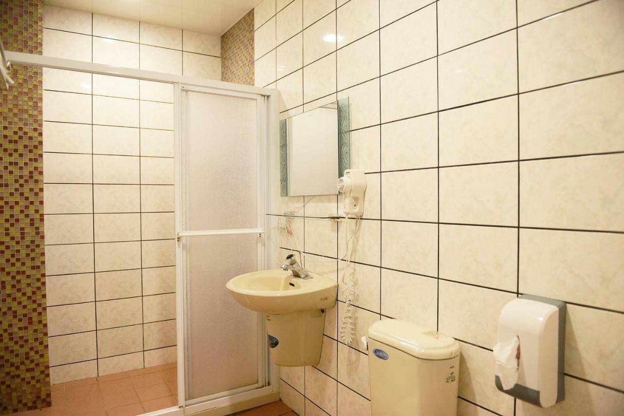 Sunny House Apartment Luodong Luaran gambar